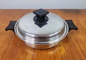 Cocina Queen Especial Aleación Acero Inoxidable 2 Piezas 8" Doble Manija Sartén con Tapa - Imagen 1 de 17