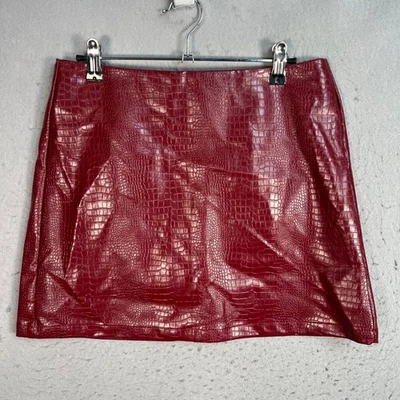 Commense Womens Size Medium Red Crocodile Textured Faux Leather Mini Skirt NEW! - Image 1 of 4