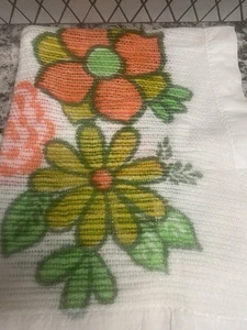 Vtg CHATHAM ACRYLIC WAFFLE WEAVE BABY BLANKET NYLON WHITE SATIN TRIM Hippie - Picture 1 of 8