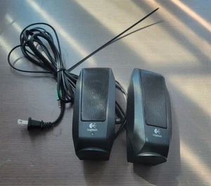 Logitech S120 - 4.4 Watt - 2.0 Stereo Speakers Black (980-000012) For PC and Mac - Picture 1 of 1