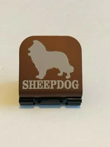PERRO PASTOR con logotipo de perro pastor grabado con láser aluminio sombrero clip ala-it - Imagen 1 de 9