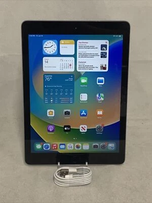 Apple iPad 6th Gen. 128GB, Wi-Fi, 9.7in - Space Gray - Image 1 of 4