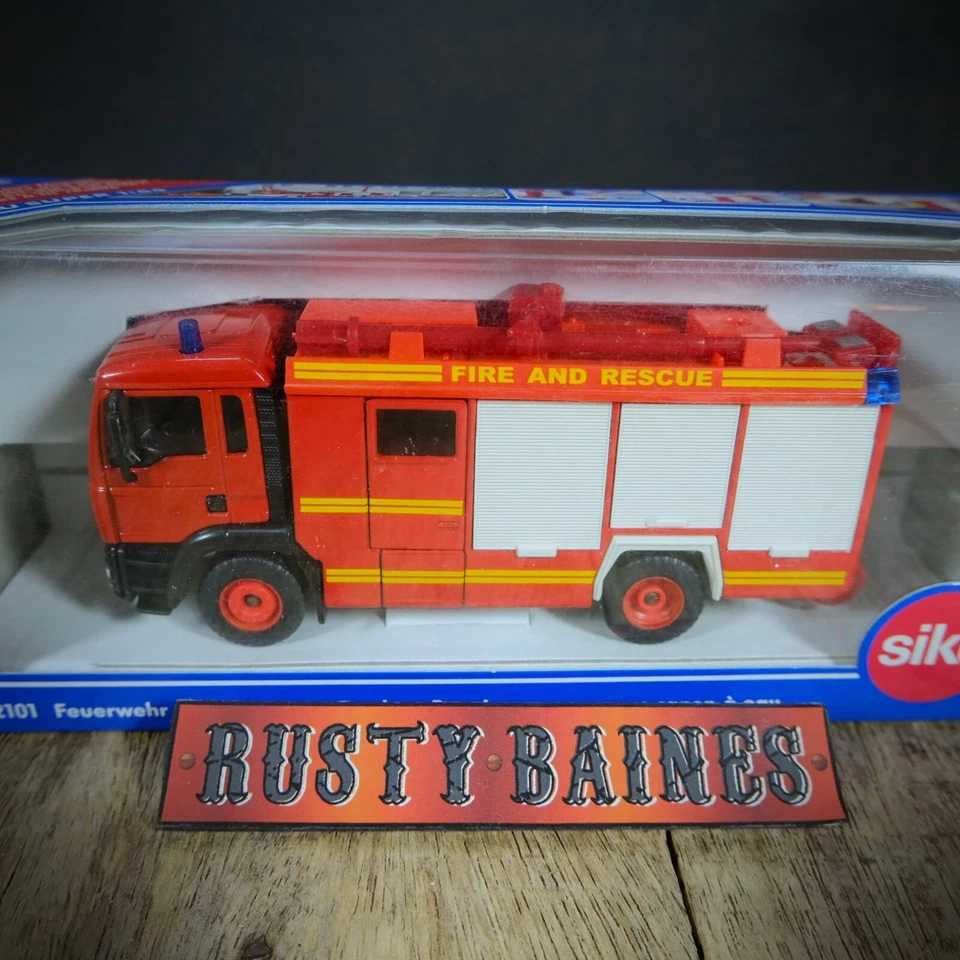 Siku 2101 Feuerwehr, MAN Fire Engine Tender, 1/55, Boxed - Image 1 of 4