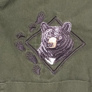 Black Bear Button Up Shirt Sierra Pacific Long Sleeve Green XL Patch with tracks - Picture 1 of 12