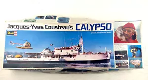 VINTAGE REVELL 1976 JACQUES COUSTEAUS CALYPSO PLASTIC MODEL KIT 1/125 SCALE NIOB - Picture 1 of 8