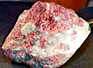 BIG 437GRAM EUDIALYTE ON ALBITE XTAL, 9 X 8 X 5 CM, KIPAWA, QUEBEC, CANADA B1 - Picture 1 of 4