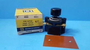 (1 PC) Pulsador, GO-1, Clase 9001, Cuadrado D, Doble Circuito, Botón Negro - Imagen 1 de 7