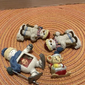 Set of 4 Christmas Snowman Magnet Ornaments - Picture 1 of 8