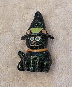 NEW HALLOWEEN PIN BROOCH HAPPY BLACK CAT WEARING A WITCH HAT SPOOKY GHOST GO TOP
