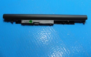HP 15.6" 15-bs015dx Genuine Laptop Battery 14.6V 38Wh 2600mAh JC04 919700-850 - Picture 1 of 3