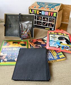 Vintage Milton Bradley LITE BRITE 1978 WORKS w/ pegs, Paper Sheets, & OG Box