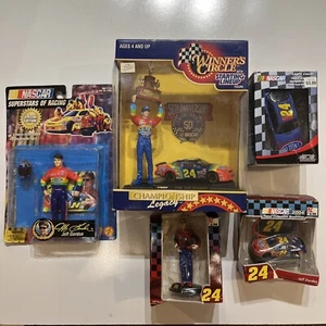 Jeff Gordon NASCAR Figures & Ornaments Collectibles Lot Of 5 Memorabilia New - Picture 1 of 12