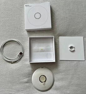 Authentic Apple Watch Magnetic Charging Dock Complete Package - Photo 1 sur 6