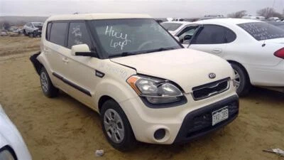 Used Air Cleaner Assembly fits: 2013 Kia Soul 1.6 Grade A - Image 1 of 4