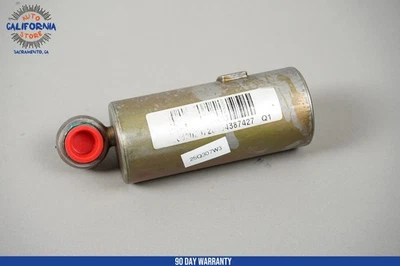 03-06 Mercedes R230 SL500 SL55 AMG Bomba de dirección asistida Amortiguador de pulsaciones OEM Foto 1 de 4