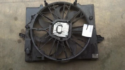 Radiator Fan Motor Fan Assembly Radiator 600 Watt Fits 04-06 BMW 525i 695406 Foto 1 de 4