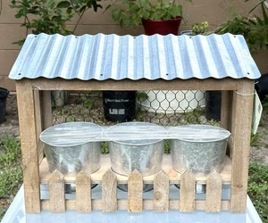 Vintage-Style Wood & Metal Farmhouse Planter Rack w/ 3 Galvanized Buckets - New - Picture 1 of 20