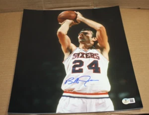 PHILADELPHIA 76ERS BOBBY JONES #24 SIGNED 11x14 FOTO ABA STAR HOF BECKETT COA - Bild 1 von 1