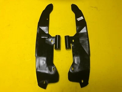 Mercedes w123 Front Fender Partition Panels LH & RH 1238840135 Genuine NOS - Image 1 of 4