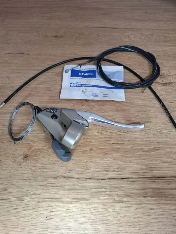 Retro Vintage Bicycle Parts Shimano ST-A050 Brake Lever/ Shifter - Right 7S. - Image 1 of 4