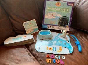 Hasbro 2008 Cranium POLAR BEAR A-B-C Fishing Spelling COMPLETE Game Set -retired - Picture 1 of 6