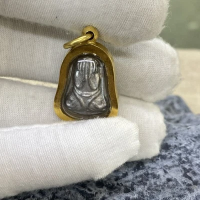 Raro amuleto tailandés de colección Phra Pidta Phim Buda 22K Chao Khun Phon Foto 1 de 4