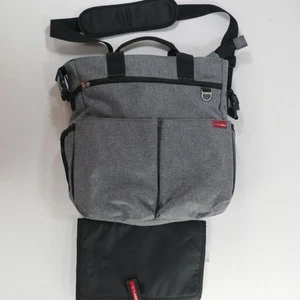 SKIP HOP Windel Babytasche Wickelunterlage grau - Bild 1 von 8