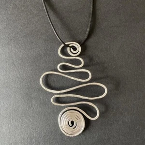 Collana wire wrapping filo alluminio  fatto a mano donna - Foto 1 di 2