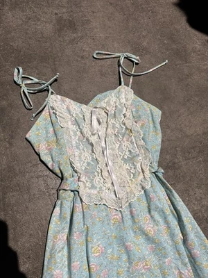 Maxi Vestido Vintage Años 70 Boho Cottage Core Encaje Pradera Floral Azul Talla 9 Juniors Foto 1 de 4