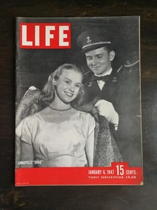 Life Magazine January 6, 1947 Annapolis - W.C. Fields - Quadruplets - 824 - Imagen 1 de 2