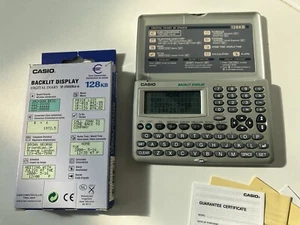 Casio SF 3900 Backlite Pocket Organizer Datenbank Digital Diary Taschenrechner - Bild 1 von 3