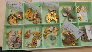 Junghans Ersatzteile u.a Cal. 600.10 600.12 und D8 - Imagen 1 de 2