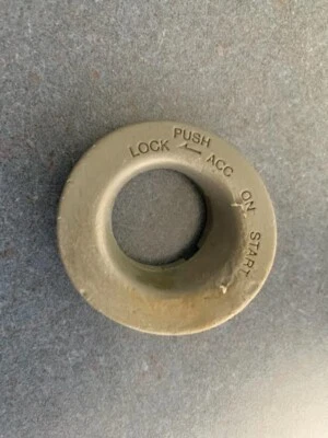92-00 OEM Lexus SC300 SC400 anillo de ajuste interior agujero de llave de encendido GRIS Foto 1 de 2