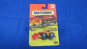 MATCHBOX 1993 MOVING PARTS SHOVEL NOSE TRACTOR #29 - Picture 1 of 3