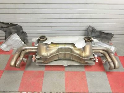 2020 Audi R8 Performance Spyder OEM Exhaust Muffler Assembly & Valves 4S0251051F Foto 1 de 4