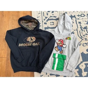 Boys size small 6/7 hoodies - Picture 1 of 1