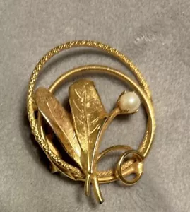 Spilla Spilla Vintage Tono Oro Foglie Solide e Finti Fiori di Perla con Doppio Anello - Foto 1 di 2