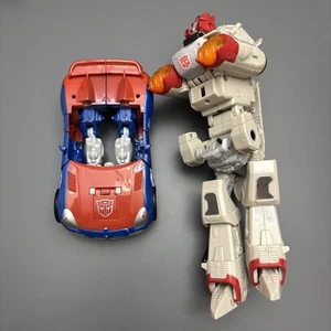 Transformers Universe & Autobot Smokescreen Lot of 2 Incomplete Figs FOR PARTS - Picture 1 of 7
