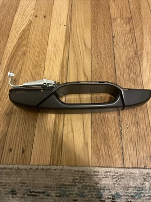 Manija de puerta exterior - Manija de puerta exterior Dorman 80572 Cadillac Escalade Suburban Foto 1 de 4