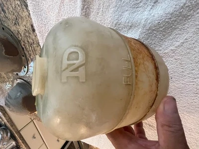 Depósito de botella de refrigerante Toyota FJ40 Land Cruiser desbordamiento sin tapa OEM Foto 1 de 4