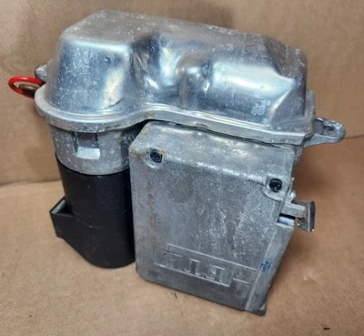 1997-2004 BMW K1200LT OEM Anti Lock Brake Module Pump Control - Image 1 of 4