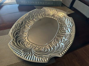 New In Box Wilton Armetale Acanthus Large Oval Metal Tray Platter 373554 - Picture 1 of 6