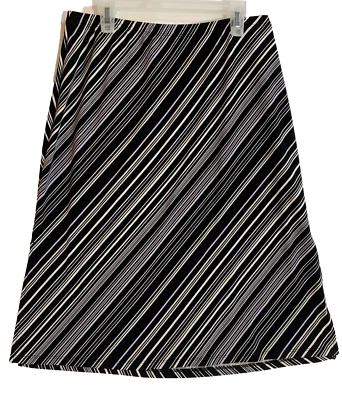 Merona Small Black White Lavender A Line Knee Length Skirt Polyester Spandex - Image 1 of 4