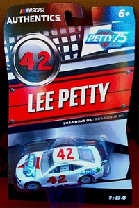 2024 Lionel NASCAR Authentics Wave 5 - Lee Petty # 42 -75 Years of Racing - Picture 1 of 1
