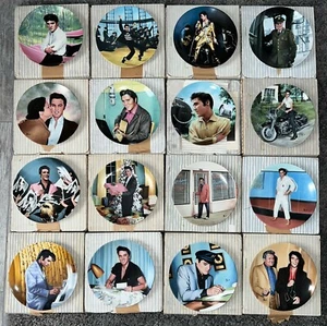 Set completo di 16 piatti Elvis Looking at A Legend + 3 piatti bonus rari - Foto 1 di 12
