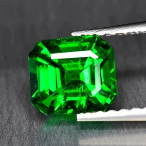 1.13Ct AAA+ Vivid Green Color Natural Tsavorite Garnet Gemstone, Tanzania - Picture 1 of 4