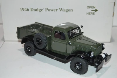 Danbury Mint 1:24 Diecast 1946 Dodge Power Wagon 4x4 Pickup Truck, Verde Com Caixa - Imagem 1 de 4