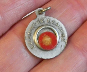 Relic medal round pendant charm St Saint Anne De Beaupre mother of Virgin Mary - Picture 1 of 5