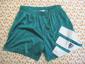 Short Adidas Football année 90'S Vert Polyester 90'S vintage Homme - 38 / S - Picture 1 of 6