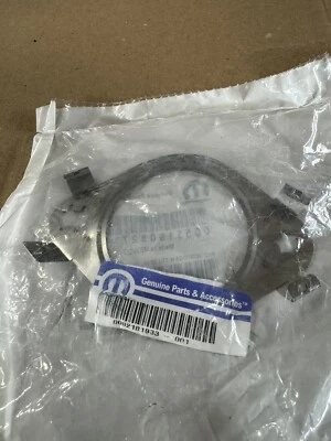 NUEVO OEM 14-18 RAM PROMASTER 1500 2500 3500 JUNTA TUBO ESCAPE MOPAR 68167991AB Foto 1 de 3